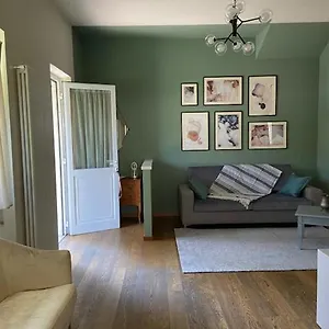 Casa Mari , Garda (Verona) Italien