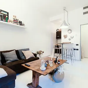 Apartment Giovio Loft - The House Of Travelers, Como